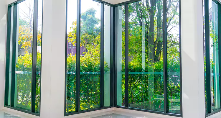 Folding Glass Balcony Door Repair in University Park, FL